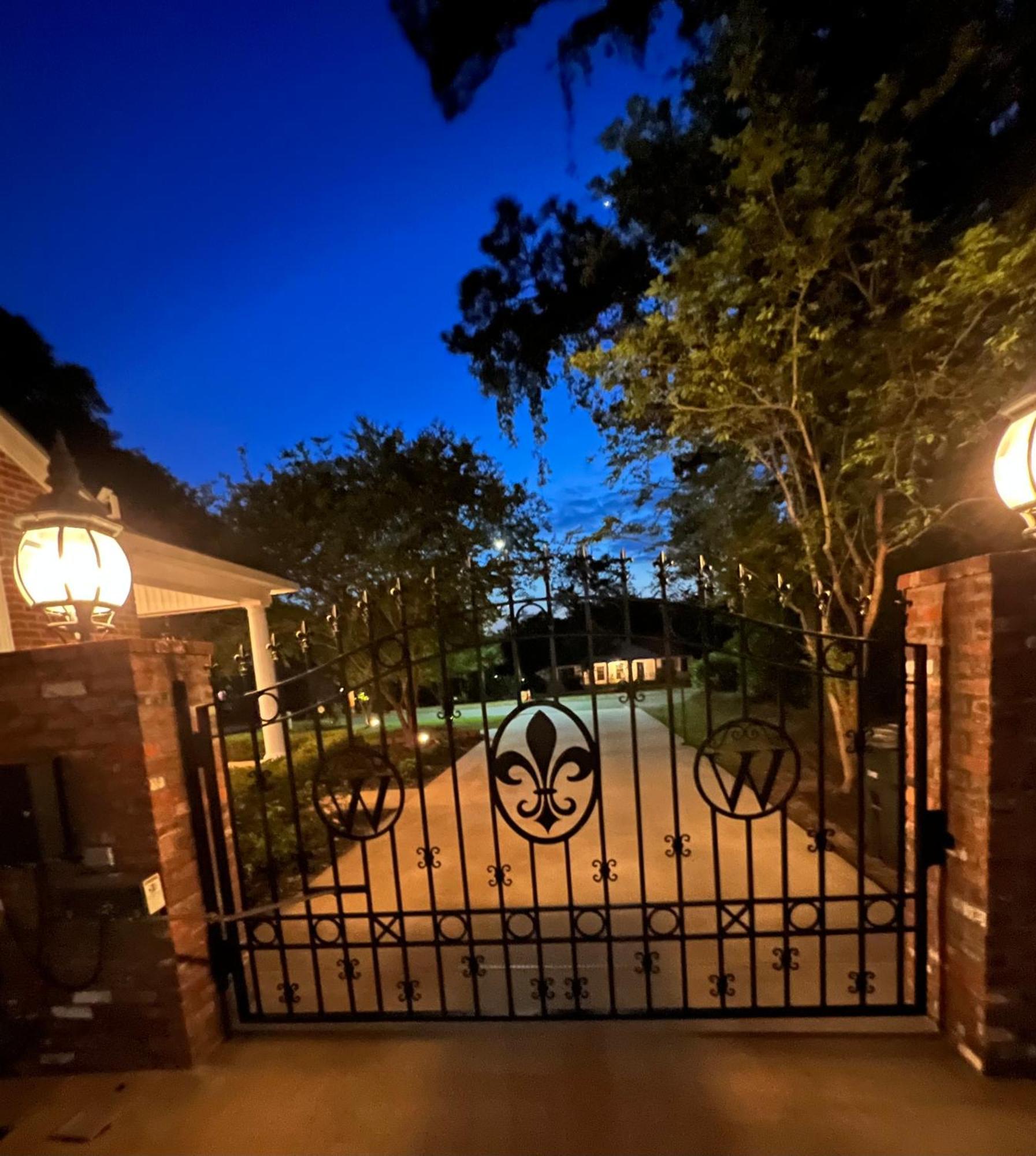 Отель Opus House Historic Натчиточес Экстерьер фото